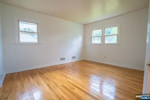 338 Main St, New Milford, NJ 07646 - Photo 16