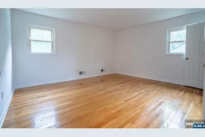338 Main Street, New Milford, NJ 07646 - Photo 20