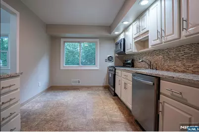338 Main Street, New Milford, NJ 07646 - Photo 10