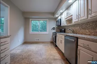 338 Main St, New Milford, NJ 07646 - Photo 10