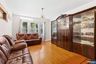 13-07 Willow St, Fair Lawn, NJ 07410 - Photo 4