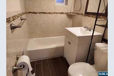 2160 Center 2K #2K, Fort Lee, NJ 07024 - Photo 8