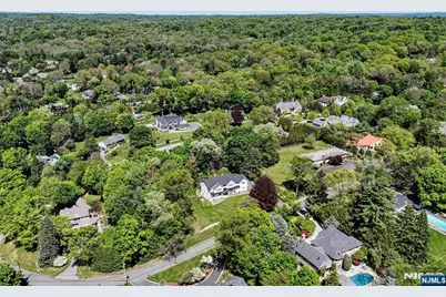 17 Grandview Avenue, Upper Saddle River, NJ 07458 - Photo 40