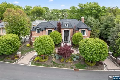 675 Summit Street, Englewood Cliffs, NJ 07632 - Photo 1