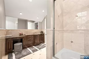 675 Summit St, Englewood Cliffs, NJ 07632 - Photo 32