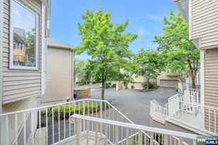 104 Clarken Dr 66, West Orange Township, NJ 07052 - Photo 4