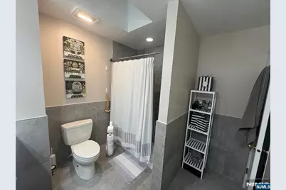 76 Metro Vista, Hawthorne, NJ 07506 - Photo 26