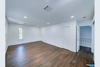 217 Heywood Avenue, Orange, NJ 07050 - Photo 18