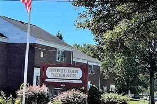 400 Esplanade 57, Hackensack, NJ 07601 - Photo 2