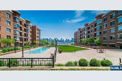 22 Ave At Port Imperial 323 #323, West New York, NJ 07093 - Photo 18