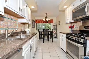 164 Winchester Ct 164A, Washington Township, NJ 07676 - Photo 14