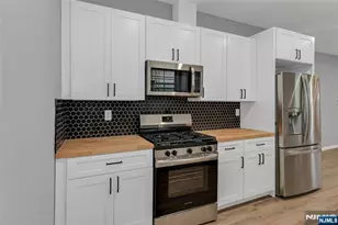 105 10th St, Passaic, NJ 07055 - Photo 16