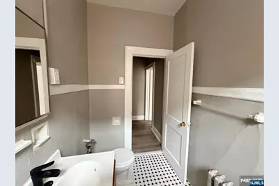 16 Irving C7 #C7, Newark, NJ 07104 - Photo 6