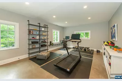 487 Highland Avenue, Montclair, NJ 07043 - Photo 42