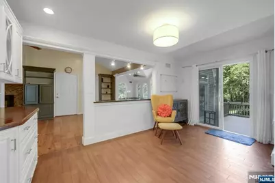 5 Monroe Drive, Mahwah, NJ 07430 - Photo 10