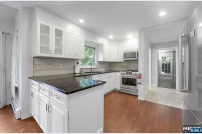 5 Monroe Drive, Mahwah, NJ 07430 - Photo 12