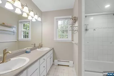 5 Monroe Drive, Mahwah, NJ 07430 - Photo 24
