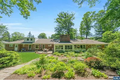 130 Pearl Brook Drive, Clifton, NJ 07013 - Photo 38