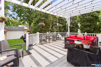 475 Albert Place, New Milford, NJ 07646 - Photo 32
