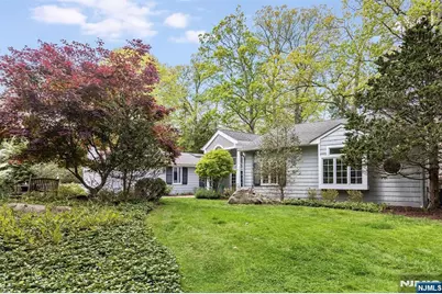 1 Hickory Lane, Roseland, NJ 07068 - Photo 10