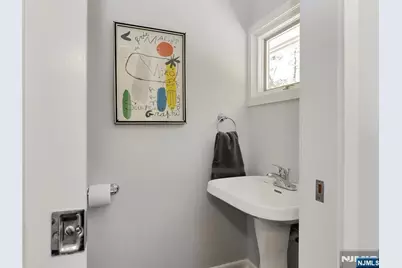 1 Hickory Lane, Roseland, NJ 07068 - Photo 20