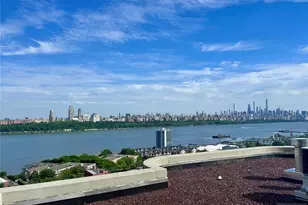 100 Carlyle 5J N, Cliffside Park, NJ 07010 - Photo 10