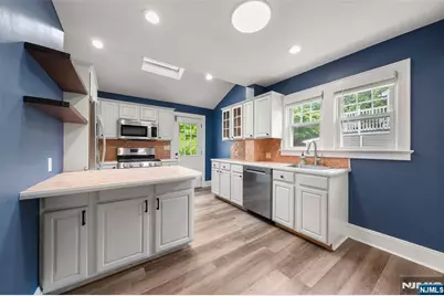 243 Jefferson Avenue, Cresskill, NJ 07626 - Photo 8