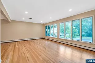 32 Rock Rd, Englewood Cliffs, NJ 07632 - Photo 14