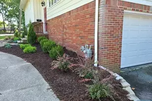 32 Rock Rd, Englewood Cliffs, NJ 07632 - Photo 2