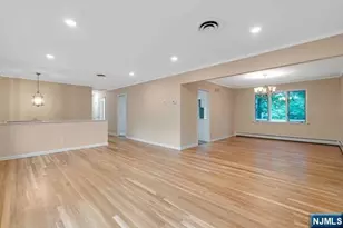 32 Rock Rd, Englewood Cliffs, NJ 07632 - Photo 12