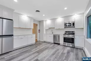 32 Rock Rd, Englewood Cliffs, NJ 07632 - Photo 6