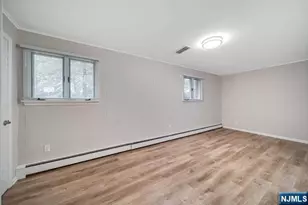 32 Rock Rd, Englewood Cliffs, NJ 07632 - Photo 20