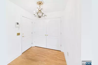 3405 Rio Vista Drive 3405 #3405, Mahwah, NJ 07430 - Photo 8