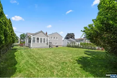 43 Woodvale Road, Glen Rock, NJ 07452 - Photo 24