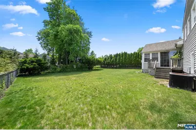 43 Woodvale Road, Glen Rock, NJ 07452 - Photo 22