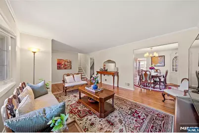 43 Woodvale Road, Glen Rock, NJ 07452 - Photo 8