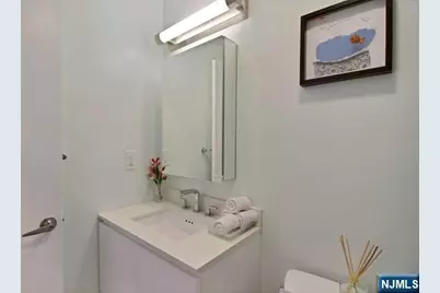 24 Ave At Port Imperial 404 #404, West New York, NJ 07093 - Photo 16