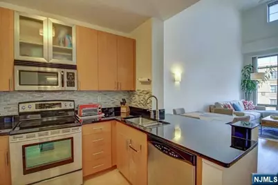 24 Ave At Port Imperial 404 #404, West New York, NJ 07093 - Photo 8