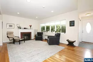 84 12th St, Cresskill, NJ 07626 - Photo 4