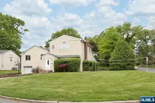 84 12th St, Cresskill, NJ 07626 - Photo 44