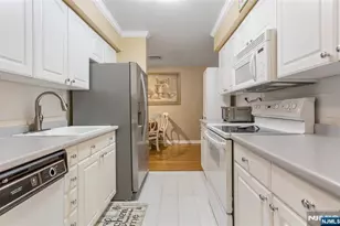 289 Valley Blvd 2D, Wood Ridge, NJ 07075 - Photo 10