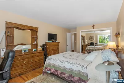 289 Valley Boulevard 2D #2D, Wood Ridge, NJ 07075 - Photo 18