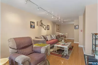 289 Valley Boulevard 2D #2D, Wood Ridge, NJ 07075 - Photo 16