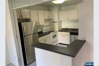 1111 River Road F2 #F2, Edgewater, NJ 07020 - Photo 14