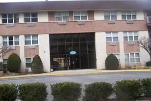 1111 River Road F2, Edgewater, NJ 07020 - Photo 6