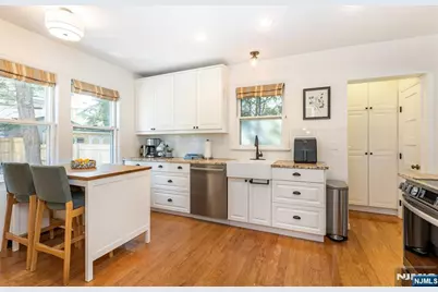 214 Alexander, Montclair, NJ 07042 - Photo 14