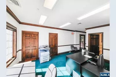 36 Farview Terrace Rear Office #Rear Office, Paramus, NJ 07652 - Photo 6