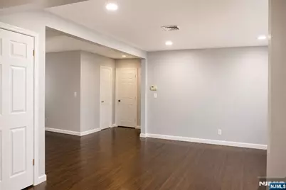 16 Broad Avenue, Paramus, NJ 07652 - Photo 4