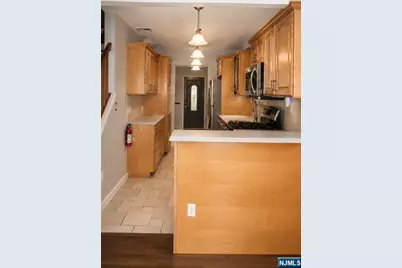 16 Broad Avenue, Paramus, NJ 07652 - Photo 2