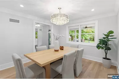 61 Surrey Lane, Tenafly, NJ 07670 - Photo 8
